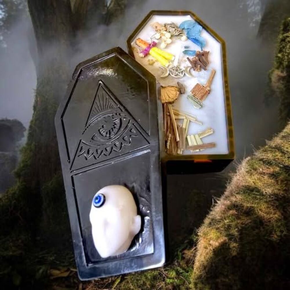 Esoteric candle. All usage details are in the images.